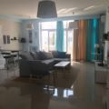 Chic & sunny apartment in a beachfront community ホテル詳細