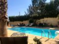Impressive Oroklini Pool Side Villa ホテル詳細