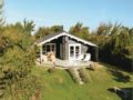 Five-Bedroom Holiday Home in Vejby ホテル詳細