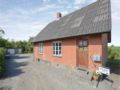 Four-Bedroom Holiday Home in Roslev ホテル詳細