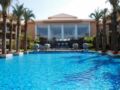 Dusit Thani LakeView Cairo ホテル詳細