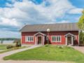 Holiday Home Villa pääsky, merirantalan mökit ホテル詳細