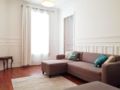 2 Bdr Apt, Hip & Central Paris, Montmartre-Opera ホテル詳細