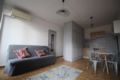Bright apartment, renovated with air conditioning ホテル詳細