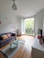 Cosy apartment next to Buttes-chaumont ホテル詳細