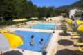 Camping Les Eaux Chaudes ホテル詳細