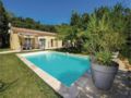 Five-Bedroom Holiday Home in Grignan ホテル詳細