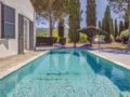 Five-Bedroom Holiday Home in St Florent ホテル詳細