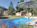 Four-Bedroom Holiday Home in Montsegur sur Lauzon ホテル詳細