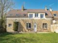 Four-Bedroom Holiday Home in Saint Germain sur Ay ホテル詳細