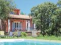 Four-Bedroom Holiday Home in Suze la Rousse ホテル詳細
