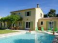 Holiday Home Clos Saint Joseph ホテル詳細