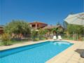 Holiday Home St Gely Du Fesc Allee Des Ecureuils ホテル詳細