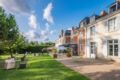 Hotel The Originals Domaine des Thômeaux ホテル詳細