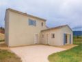 Three-Bedroom Holiday Home in Bonnieux ホテル詳細