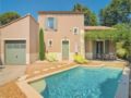 Three-Bedroom Holiday Home in Saint-Remy-de-Provence ホテル詳細