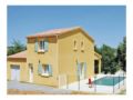 Three-Bedroom Holiday Home in Sampzon ホテル詳細