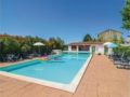 Two-Bedroom Apartment in Canaules-et-Argentier. ホテル詳細