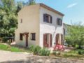 Two-Bedroom Holiday Home in St Paul de Vence ホテル詳細