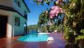 Villa Maroe (Whole floor with pool and deck acces) ホテル詳細