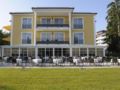 Hotel Schweizer Hof Thermal und Vital Resort ホテル詳細