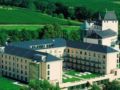 Victor's Residenz-Hotel Schloss Berg ホテル詳細