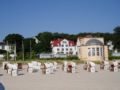 Ferienwohnungen am Strandhotel Bansiner Hof ホテル詳細