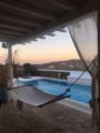 4 bdrm Private VIlla w/ pool - Live&Travel Greece ホテル詳細