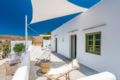 A totally peaceful cycladic farm house ホテル詳細