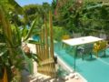 Athens Beachfront Villa | Pool | Jacuzzi | Hammam ホテル詳細