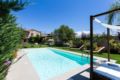 Beautiful Villa with Garden, 38sqm Pool and BBQ ホテル詳細