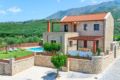 Cretan Sunrise Villa Heated Private Pool ホテル詳細