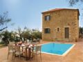 Four-Bedroom Holiday Home in Kardamyli ホテル詳細