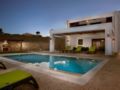 Holiday Home Lachania Superior Villa with Pr. Pool ホテル詳細