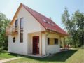 Five-Bedroom Holiday Home in Szolad ホテル詳細