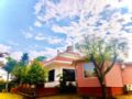 3BHK Farmhouse in Gurugram by MapMyRoom ホテル詳細