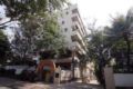 Modish 1 BHK for 3, 650 m from Koregaon Park/33990 ホテル詳細