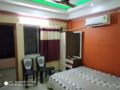 Nabadwip Poddar Homestay 2BHK (service flat) ホテル詳細