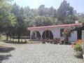 Pinewood Home Stay, Bhimtal, Nainital ホテル詳細