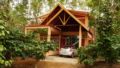 Rustic Charm Wayanad - Eden Roost ホテル詳細