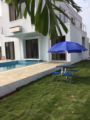 WH1 3 Bhk AC bungalow with Swimming pool ホテル詳細