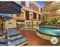 1 Premium Room with Balcony Breakfast outdoor pool ホテル詳細