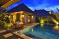 1BDR Villas private pool near GWK ホテル詳細