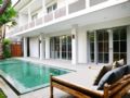 3 BDR 100 meters from Brawa Beach Canggu ホテル詳細