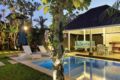 3 BDR Luxury Villa close to the Seminyak Beach ホテル詳細