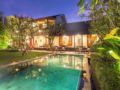 3 BDR Villa Balidamai Close to Seminyak ホテル詳細