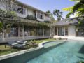 3 BDR Villa Sky Li Seminyak ホテル詳細