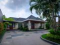 Cozy Dutch Style House in Jalan Ijen Malang ホテル詳細