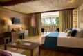 Decorated in an ethnic style,Suite Features Garden ホテル詳細