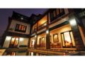 DR 4BR Private House close to Seminyak Square ホテル詳細